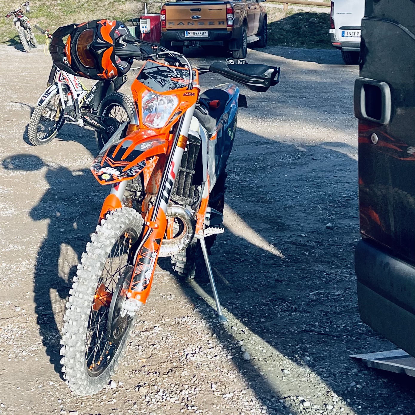 post-300-exc 4